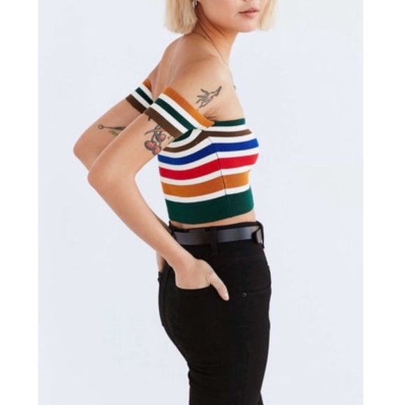 Off the Shoulder Striped Crop Top - Picture 2 of 5
